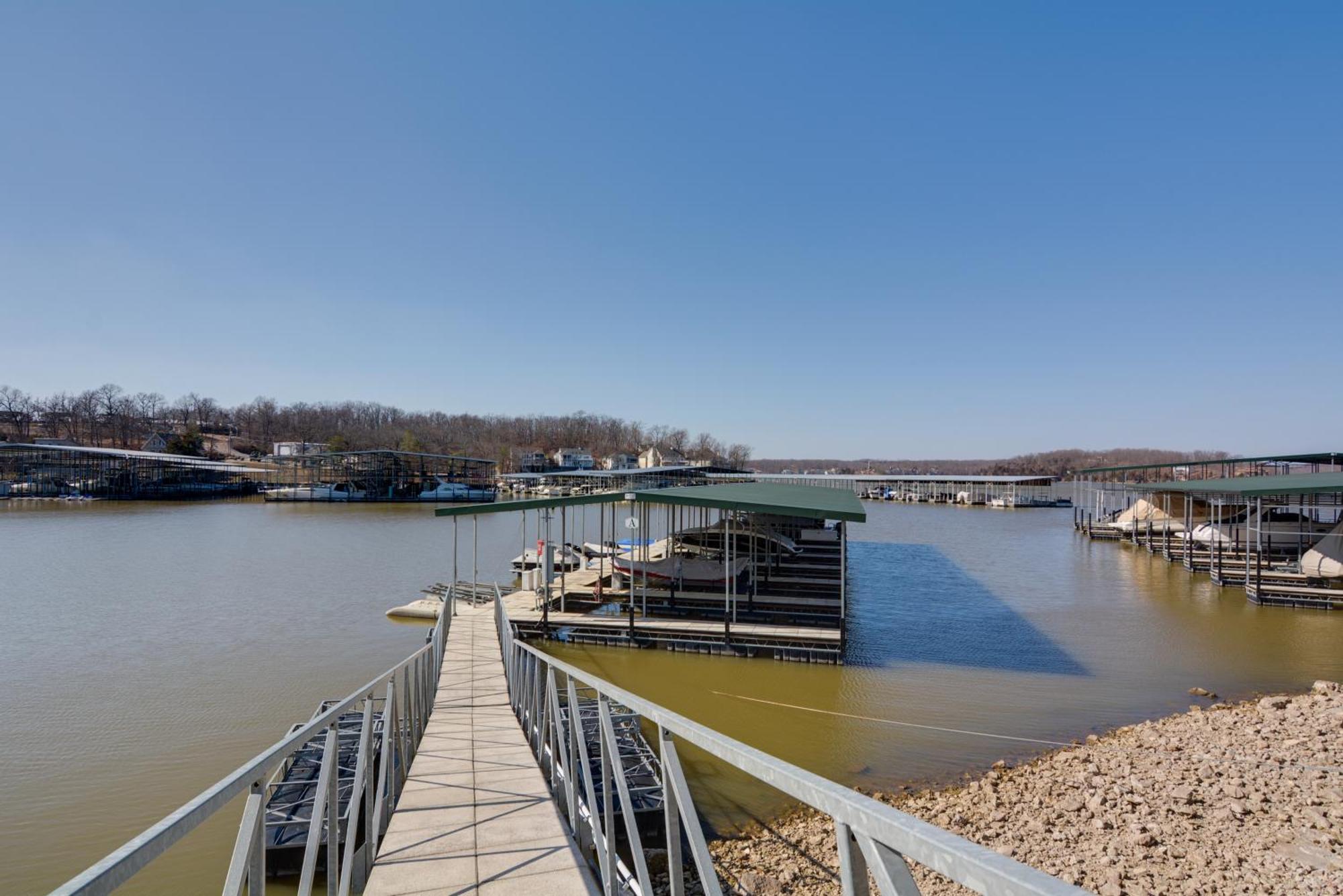 Lakefront Osage Beach Condo With Pool And Water Views! Экстерьер фото